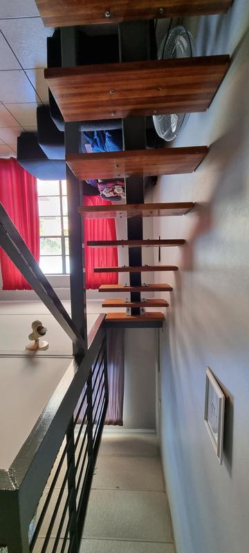 1 Bedroom Property for Sale in Kannoniers Park North West